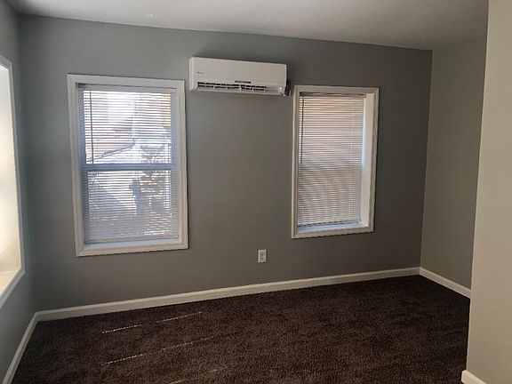 3rd image of 3824 Warwick Blvd APT 1