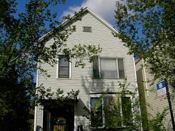 1st image of 1338 W 51st St