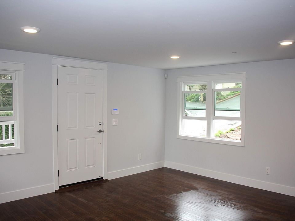 1st image of 14 Clifton Ave
