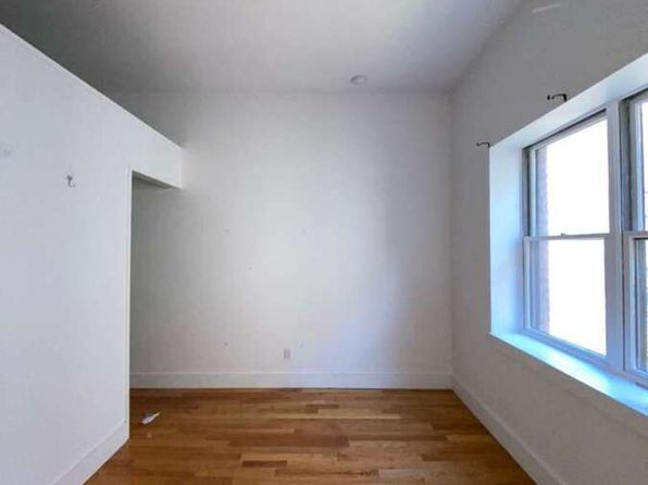 155 Elliott Ave #301