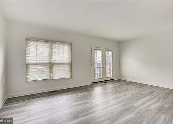 Living room prior to renovation