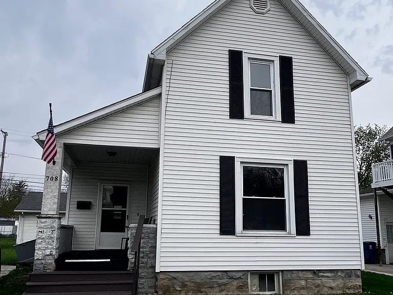 708 Rawson Ave — Photo 1