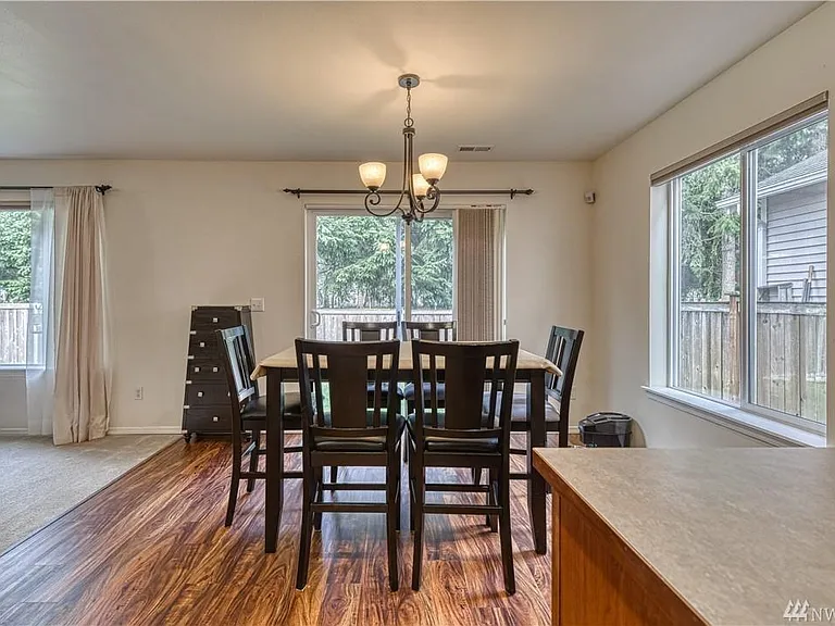 1180 Hudson St — Photo 9