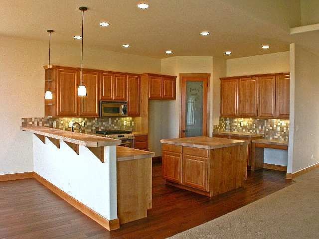 2nd image of 2563 Lavender Ct