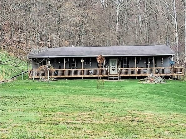 10 Conaway Ln, Elizabeth, WV 26143