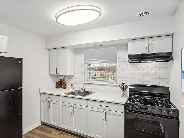 The Villages at Marley Station Apartments — Photo 1
