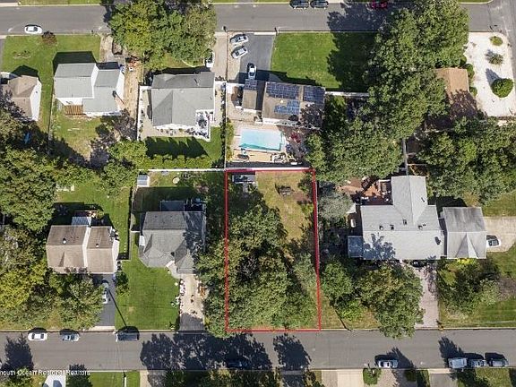 5th image of 475 Coral Ln