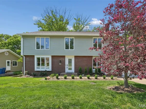 463 Maymont Dr, Ballwin, MO 63011