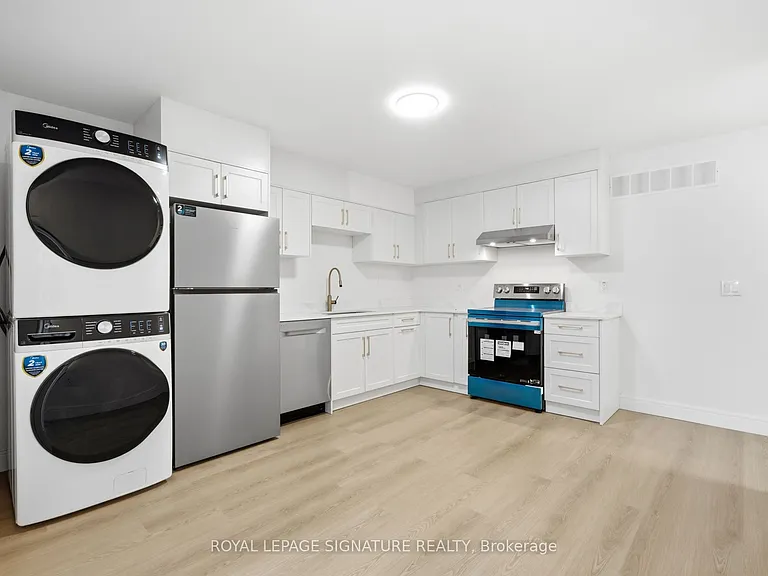 53 Bishop Ave #2 — Photo 2