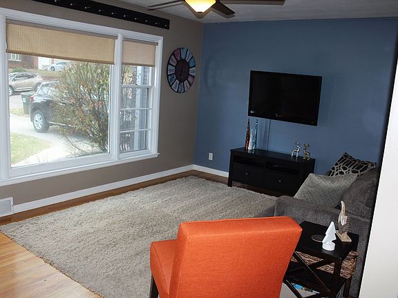 5th image of 4501 Hill Dr