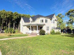 213 W Fremont St, Spring Valley, MN 55975