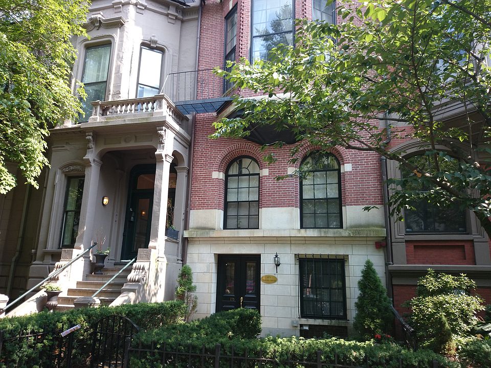 2nd image of 175 Beacon St APT 4