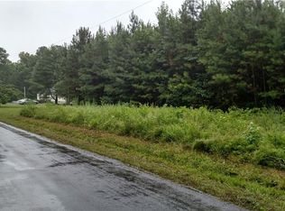 18401 Lebanon Rd, Spring Grove, VA 23881