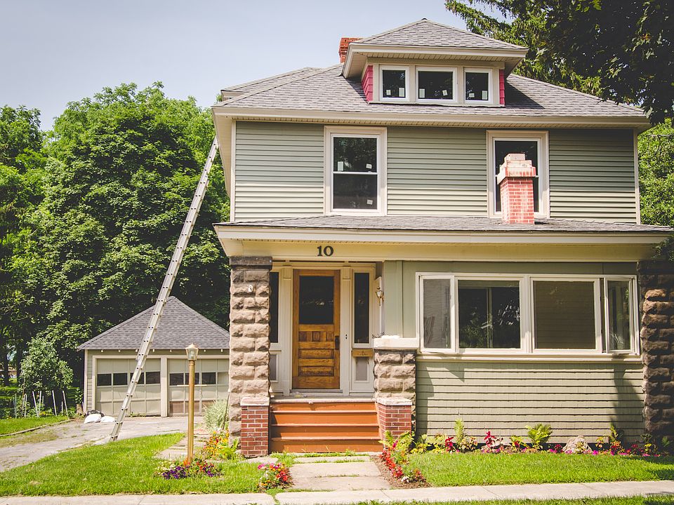 1st image of 10 S Dayton Ave
