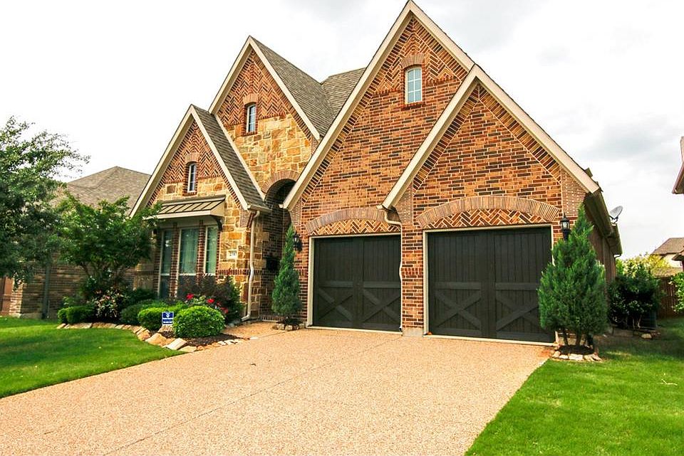 1st image of 2717 Dover Dr