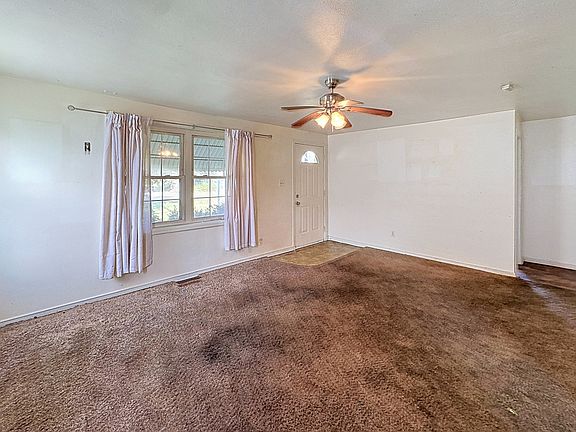 3rd image of 4244 9th St