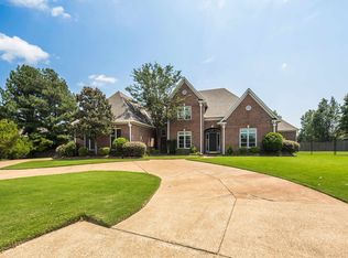 9355 Gresham Cv, Germantown, TN 38139