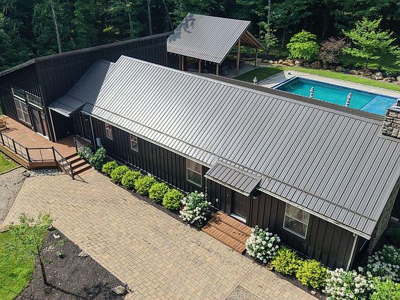 2nd image of 11344 Flint Ridge Rd SE