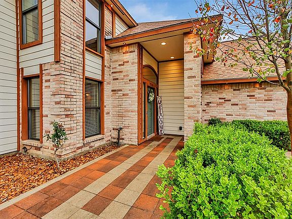 4th image of 2115 Charlton House Ln