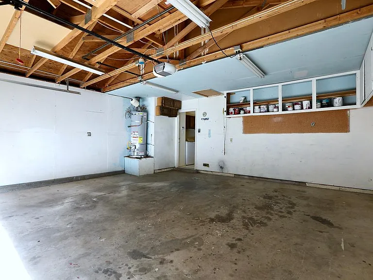 12601 Elyse Pl SE — Photo 16