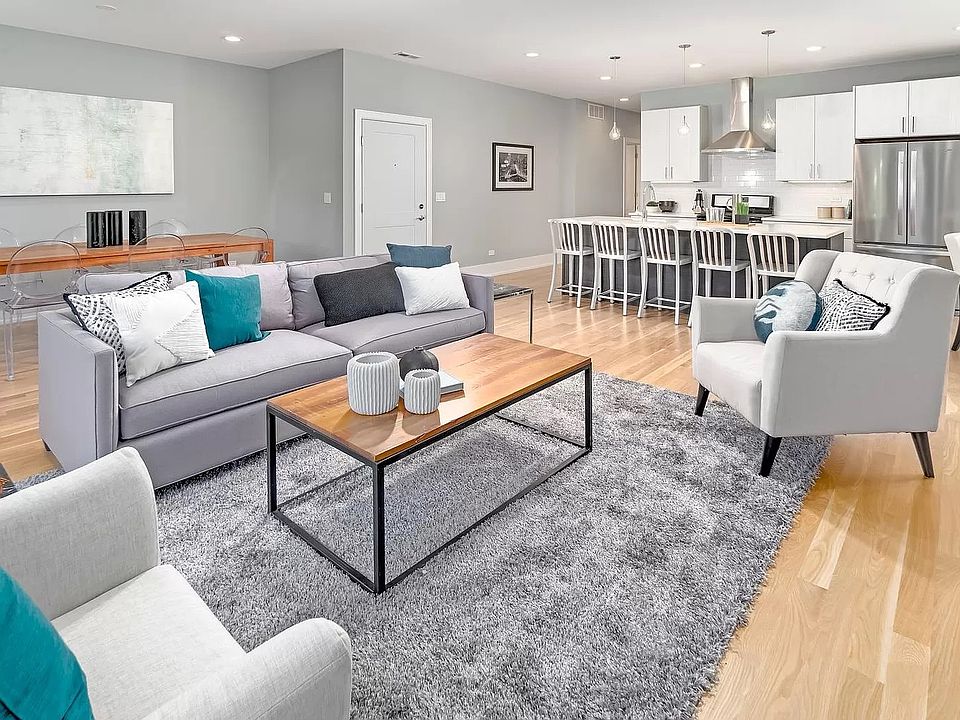 1st image of 1513 W Sunnyside Ave #2E