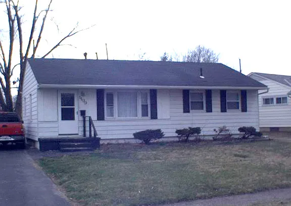 1199 Simpson Dr photo 1