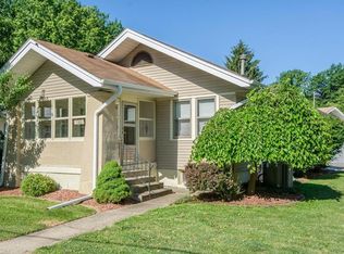 1122 33rd St, Des Moines, IA 50311