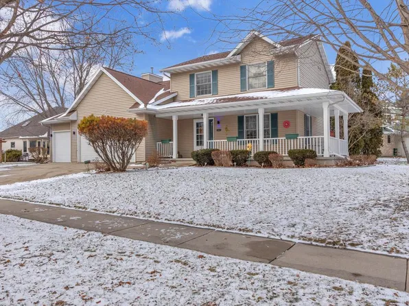 1145 Carriage CIRCLE, Fond Du Lac, WI 54935