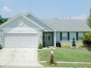 849 Fall Crown Ln, Fenton, MO