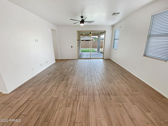 3rd image of 25912 N LANGLEY Drive
