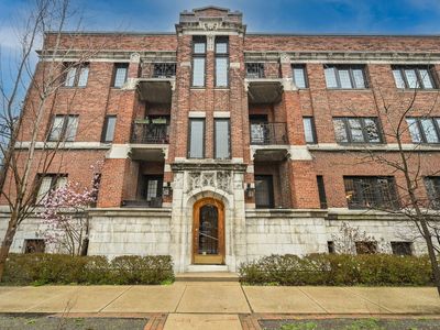 1368 E 57th St #1, Chicago, IL, 60637