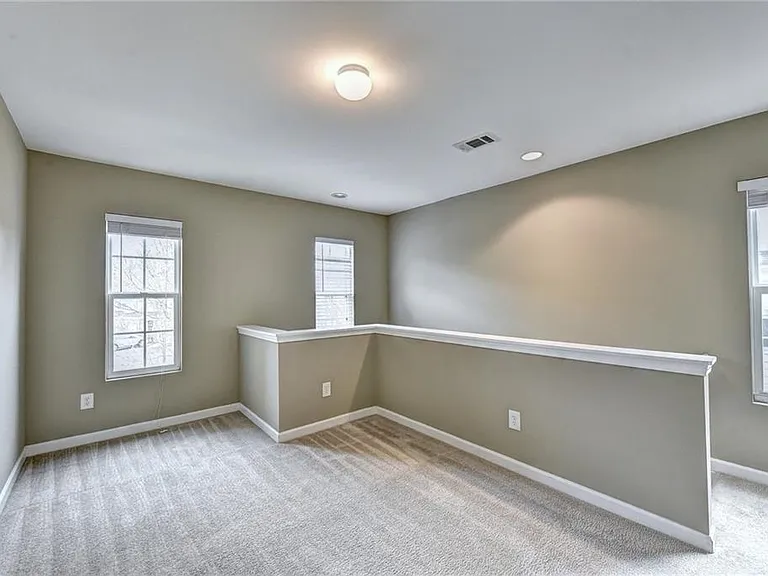 3329 Fernview Dr #1 — Photo 8