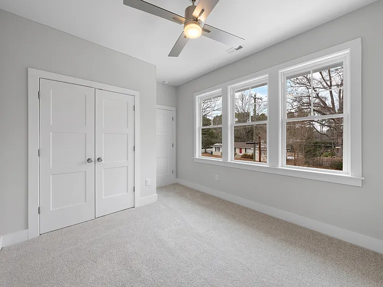 2805 Fawn Ave #B — Photo 18