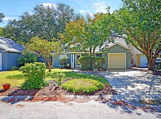 1215 Llewellyn Rd, Mount Pleasant, SC 29464