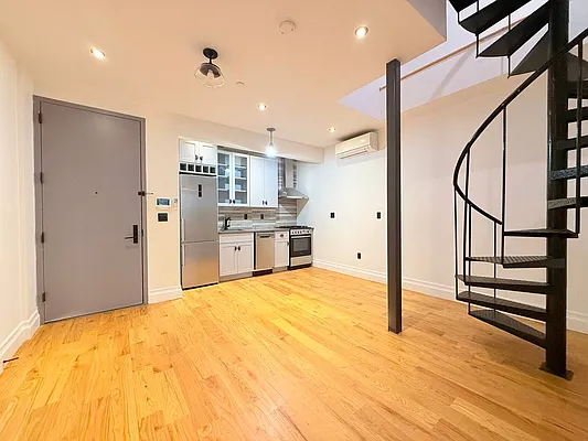 Rented by Doorway NYC, LLC | media 14