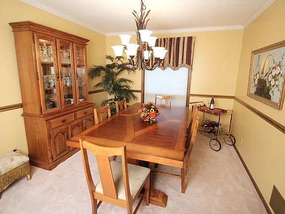  Dining Rm extends to LR