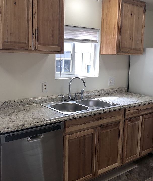 1st image of 20911 93rd St E