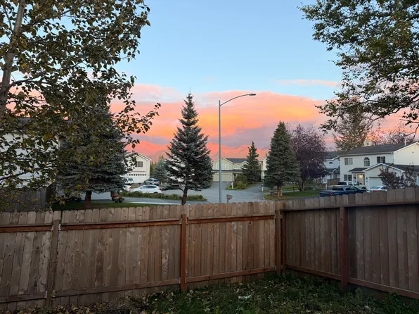 5121 Merle Cir, Anchorage, AK 99507