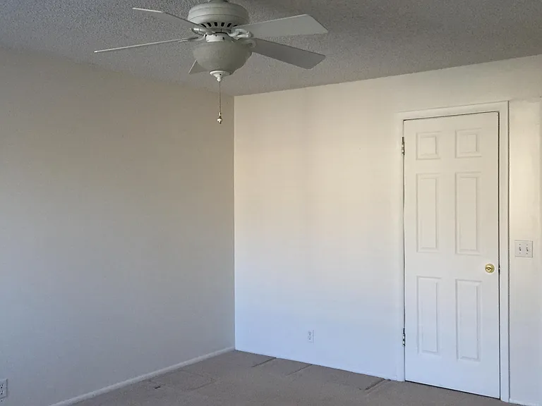 2128 E Georgetown Sq #C — Photo 6