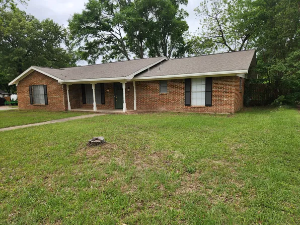 3821 Darrell Ln, Tyler, TX 75701