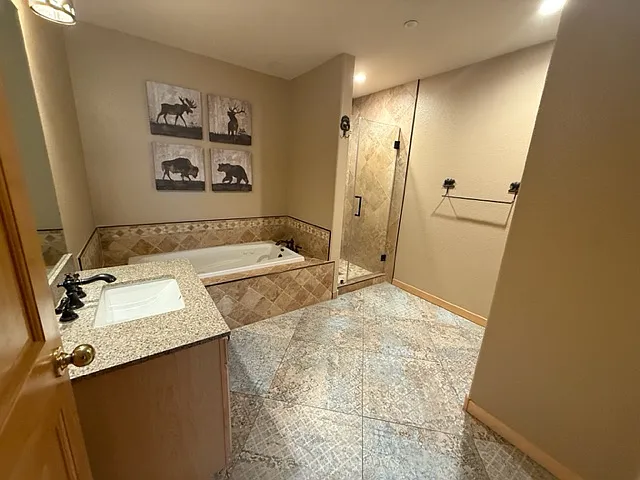 140 Wildernest Ct #102 — Photo 9