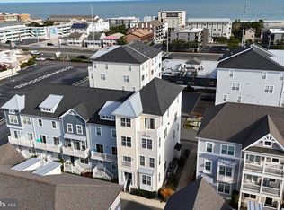 107 70th St #10F, Ocean City, MD 21842