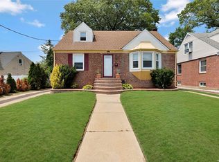 144 Boden Ave, Valley Stream, NY 11580