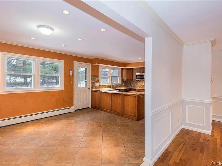 7 Knoll Ct — Photo 2