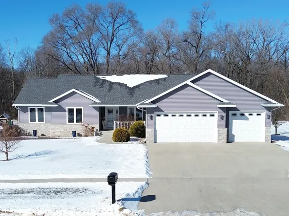 1738 Timberline Dr, Evansdale, IA 50707