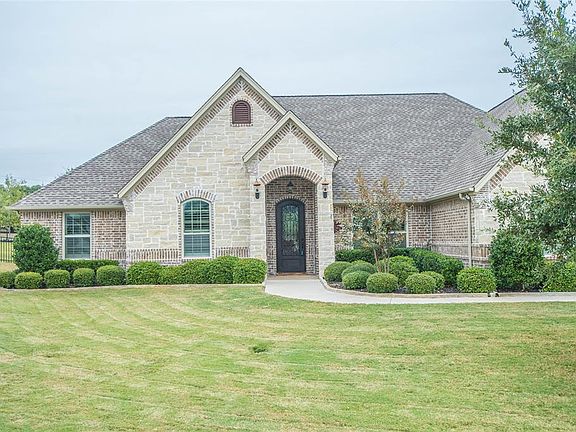2nd image of 4407 Twin Oak Ct