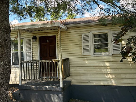 2nd image of 301 35th Ave N #A