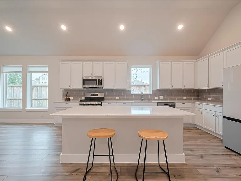 200 Catalina Cove Dr — Photo 17