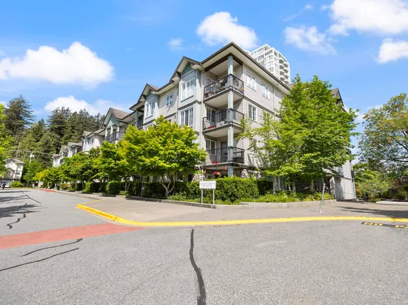 14877 100th Ave #207, Surrey, BC V3R 3H1