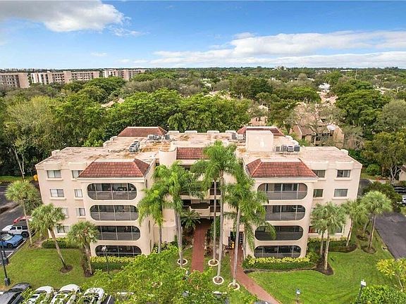 2nd image of 6342 LONGBOAT Lane W #403